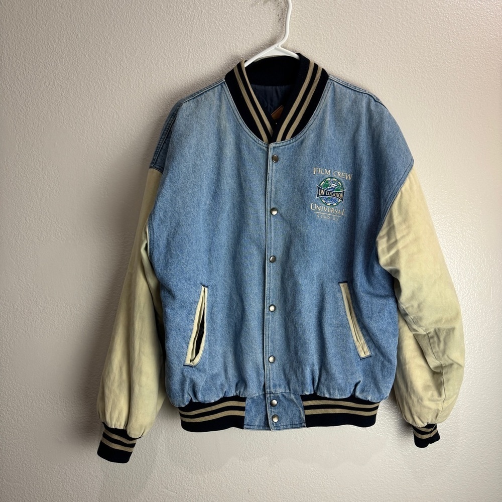 Universal Studios Vintage Film Crew On Location Denim Varsity Size XL - Picture 2 of 10